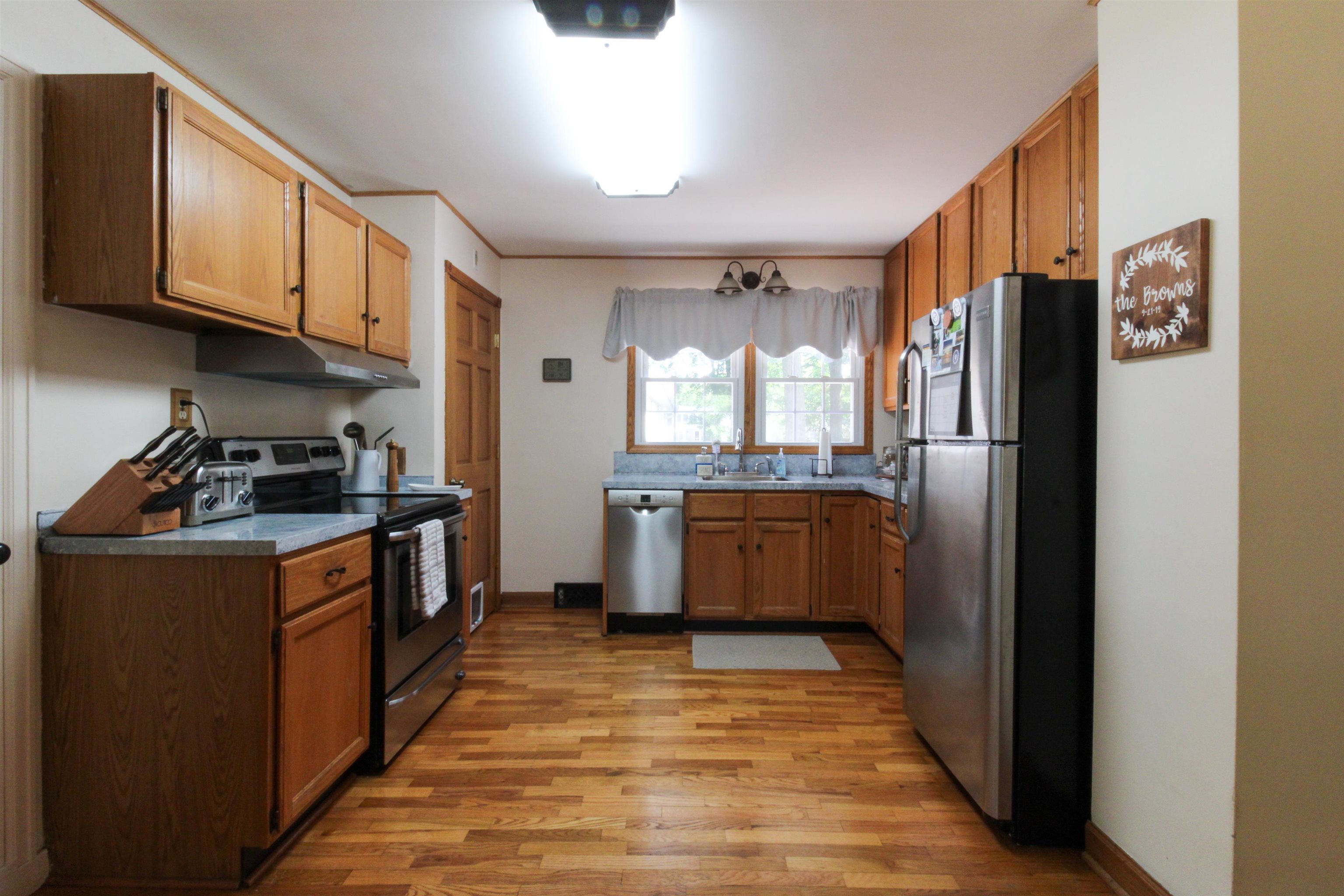 218 East Sugnet Road Midland, MI 48642 - Photo 4 of 19 1903190-3.JPG