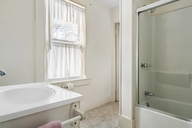 $380,000 | 6 Kirtland Street, Warner, NH 03278