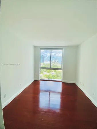 $4,700 | 325 South Biscayne Boulevard, Unit 2126, Miami, FL 33131
