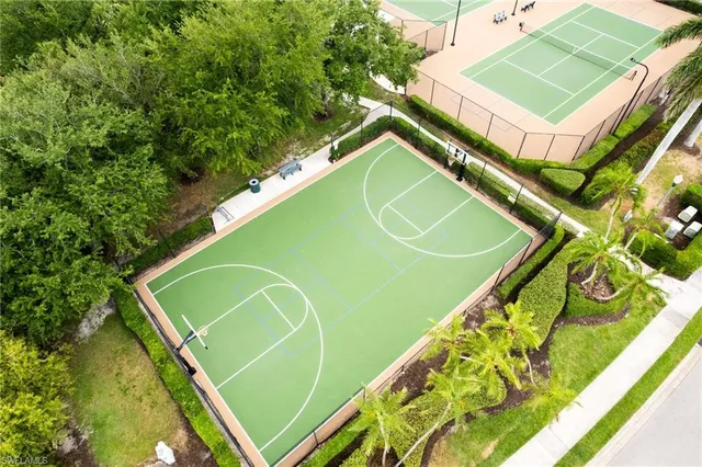a view of a tennis court