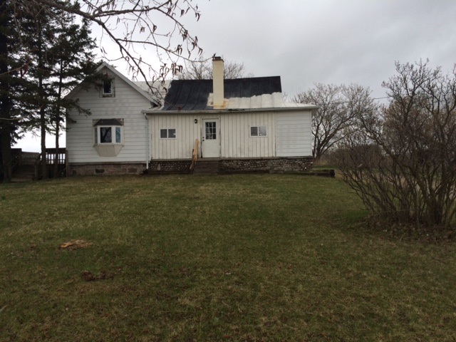 10903 South Gilmore Road Blanchard, MI 49310 - Photo 2 of 15 1798671-1.JPG