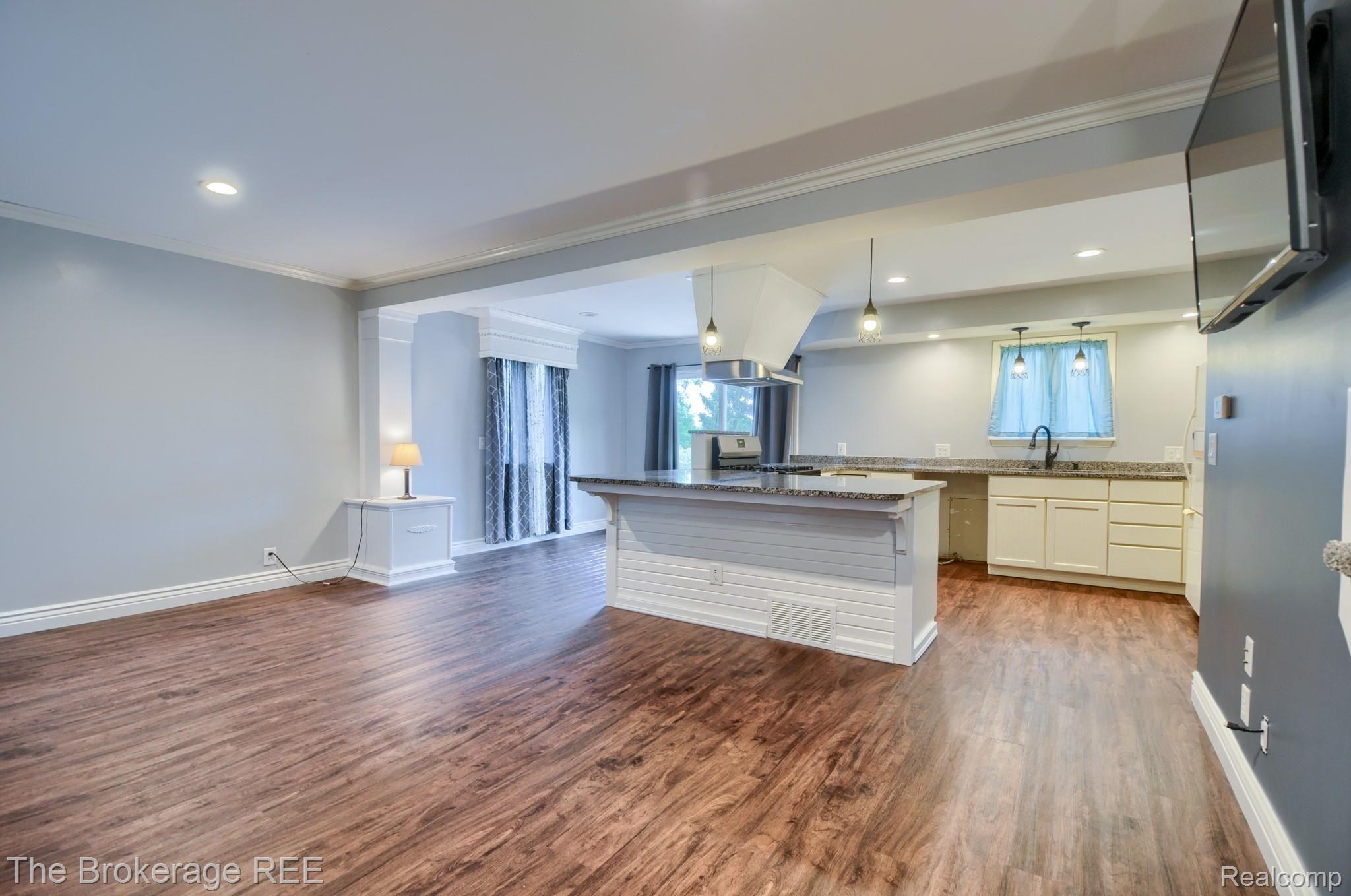 5241 North State Road Davison, MI 48423 - Photo 15 of 44 SD3_8690-HDR(5).jpg