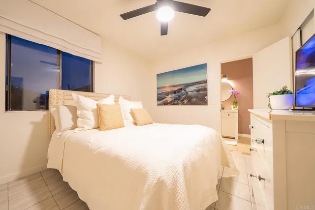 $3,000 | 2136 Oceanside Boulevard, Oceanside, CA 92054