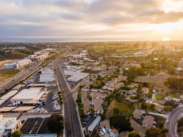 $3,000 | 2136 Oceanside Boulevard, Oceanside, CA 92054