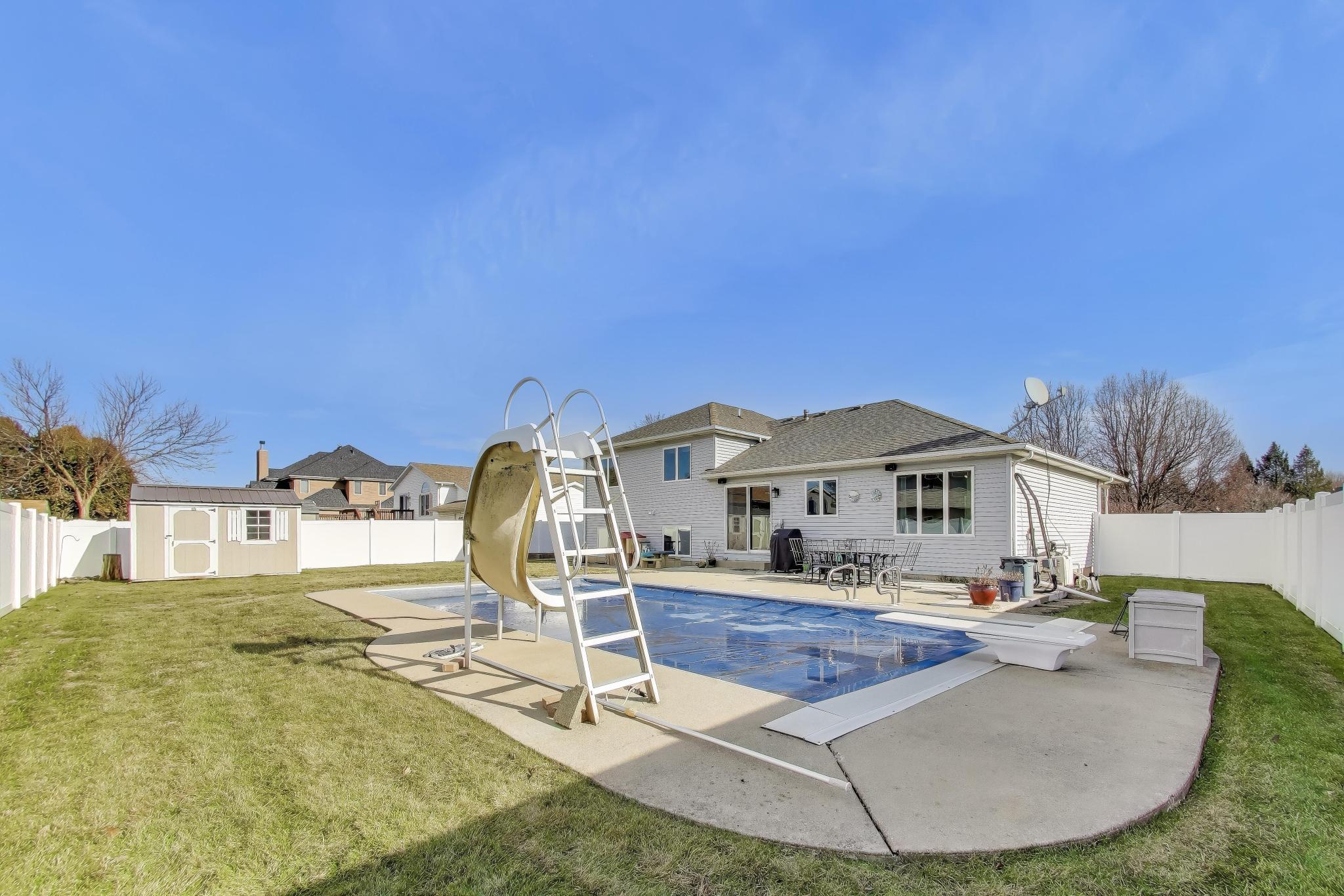 6926 Hawk Drive Schererville, IN 46375 - Photo 43 of 44 a view of a house with big yard