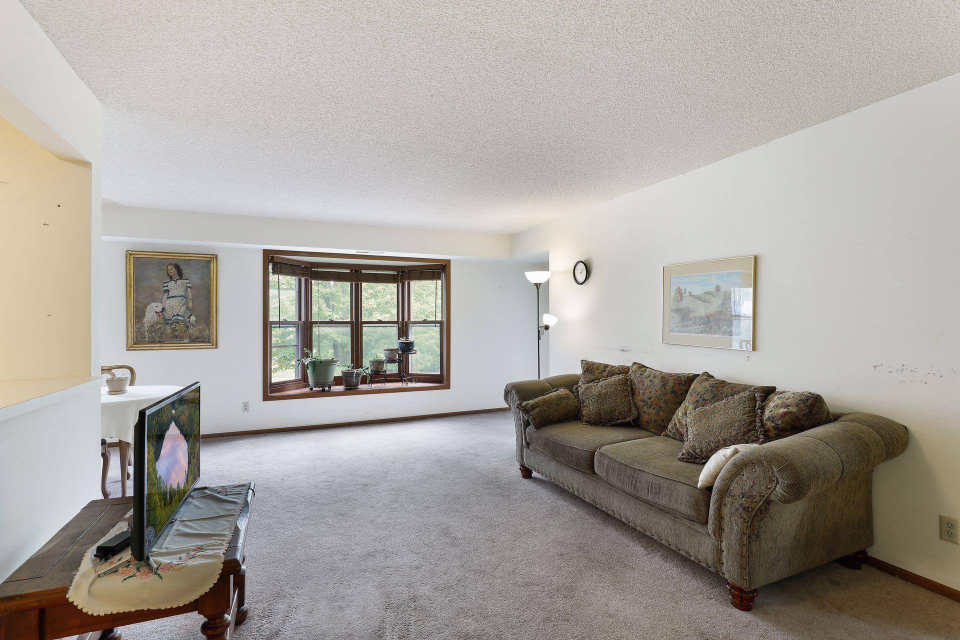 1381 B Berry Ridge Road, Unit 504 Eagan, MN 55123 - Photo 4 of 22