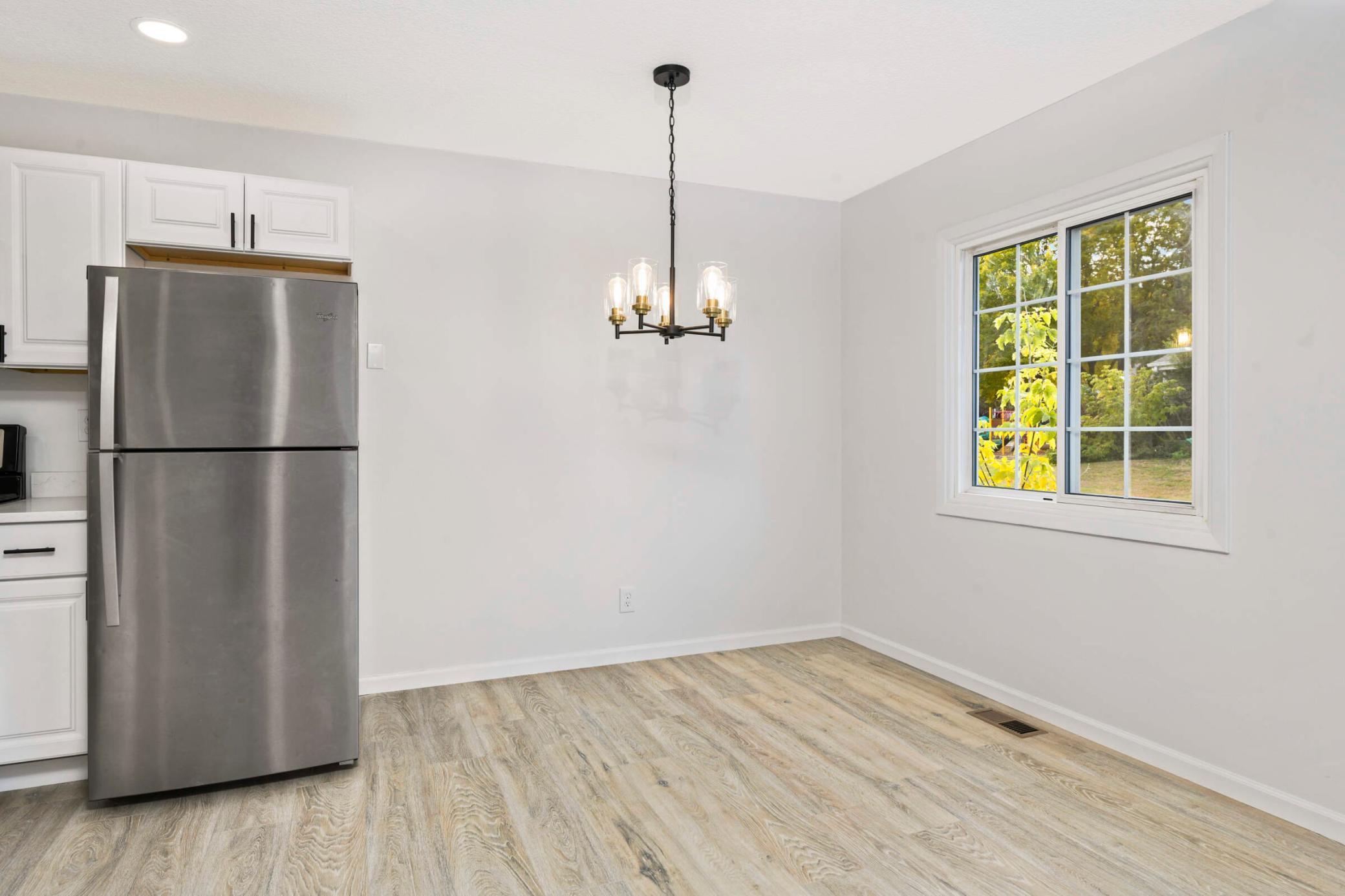 3261 Valley Ridge Drive, Unit 9 Eagan, MN 55121 - Photo 7 of 22 Gallery Image 7