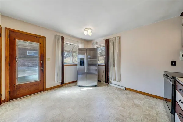 $199,999 | 3651 Troutland Avenue Northwest, Roanoke, VA 24017