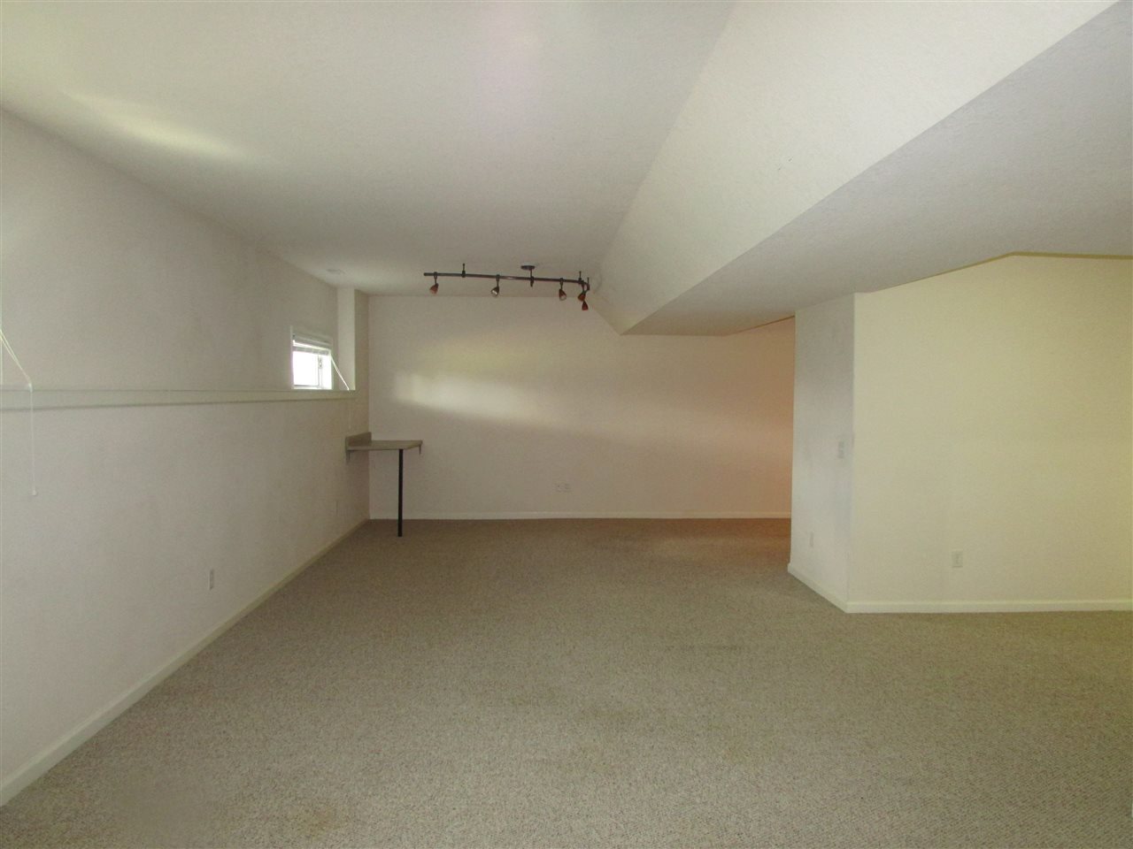14909 Firethorne Path Fort Wayne, IN 46814 - Photo 21 of 27 Gallery Image 21