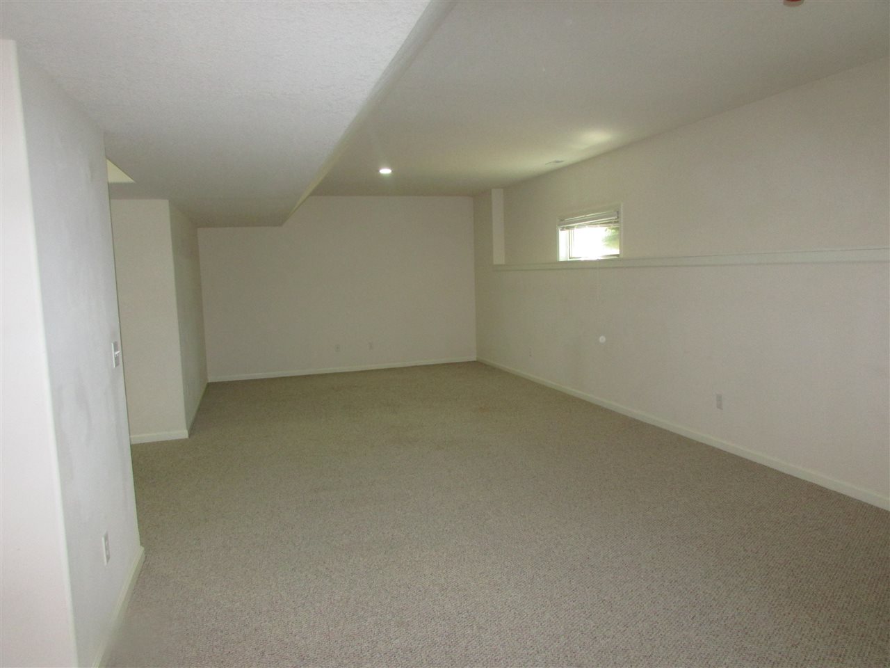 14909 Firethorne Path Fort Wayne, IN 46814 - Photo 23 of 27 Gallery Image 23