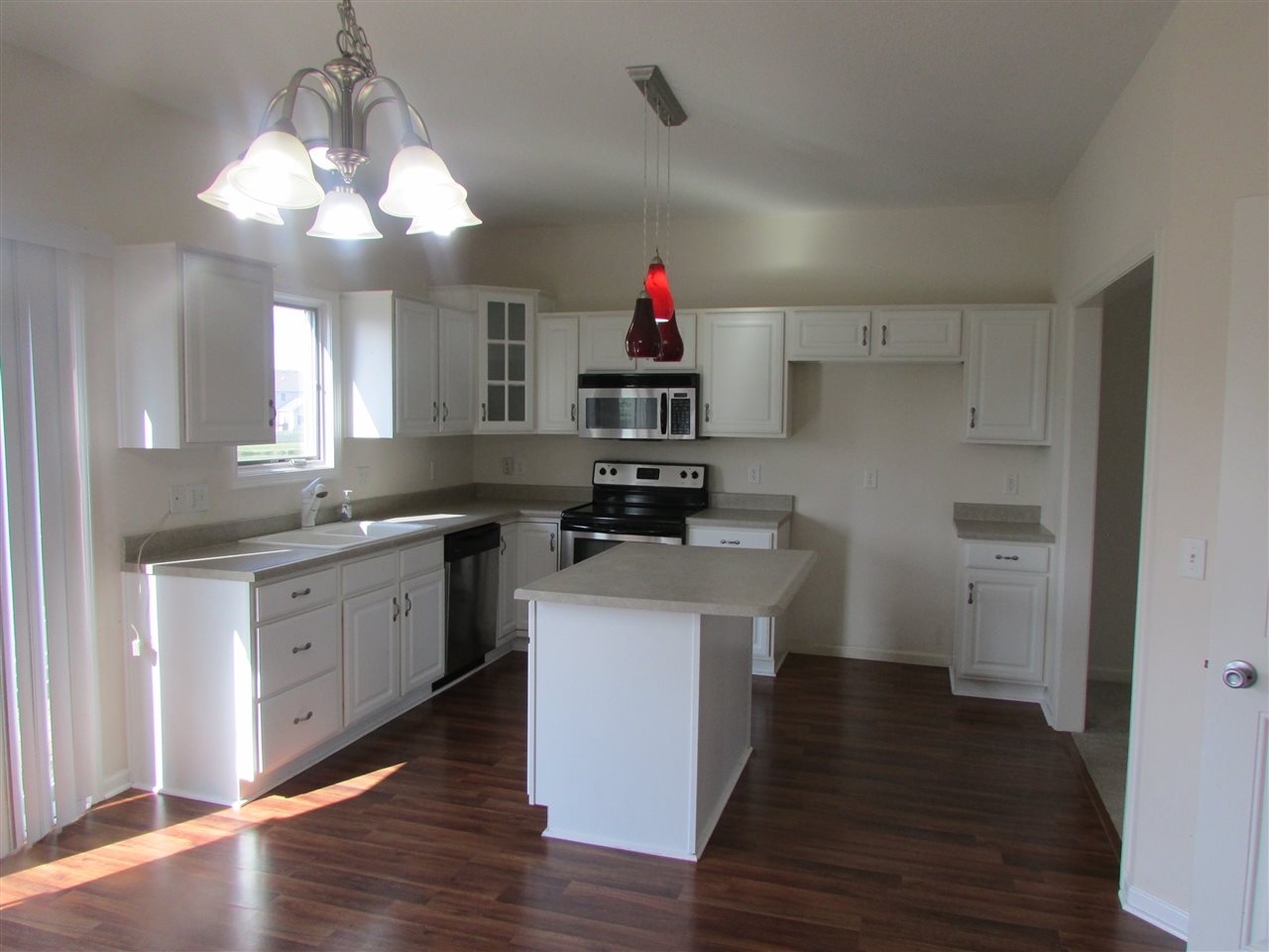 14909 Firethorne Path Fort Wayne, IN 46814 - Photo 5 of 27 Gallery Image 5