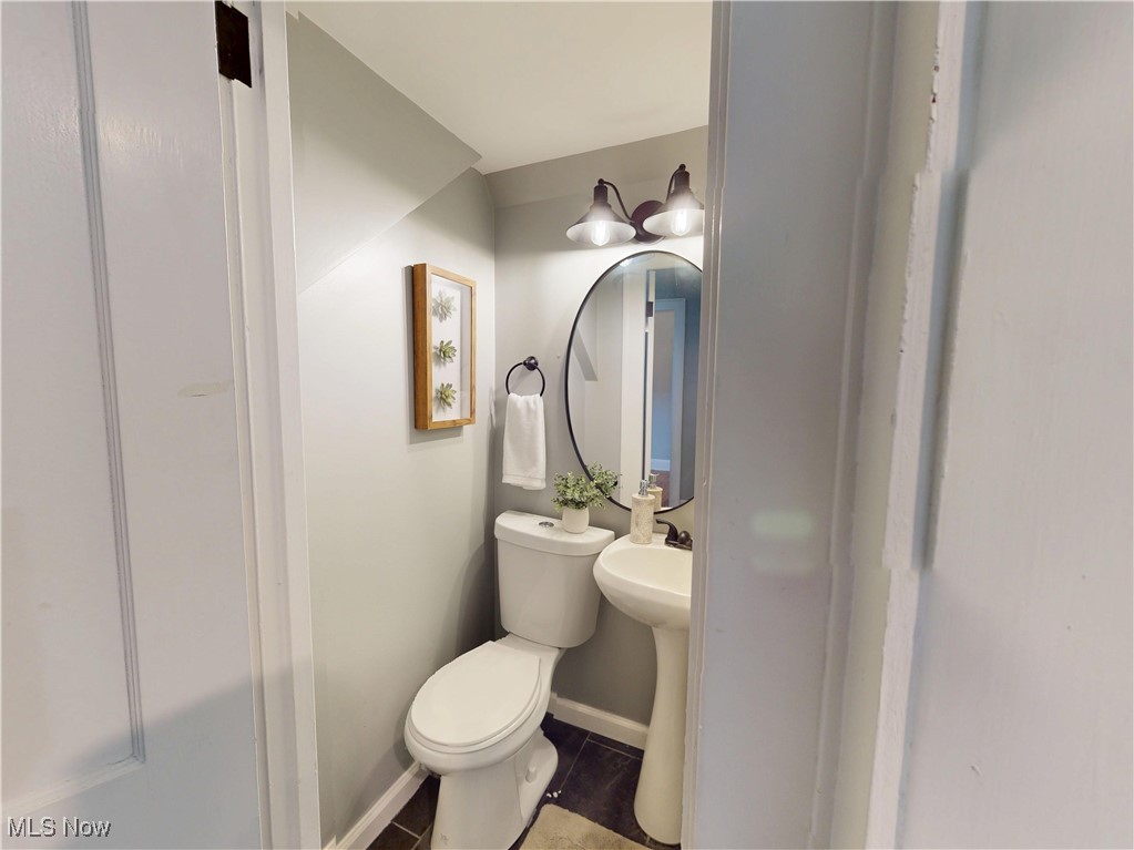 2832 Mayfield Road Cleveland, OH 44118 - Photo 18 of 46 Main floor powder room