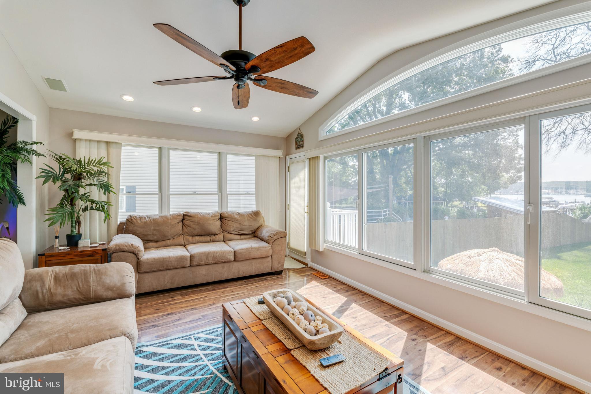 82 Johnson Road Pasadena, MD 21122 - Photo 17 of 76 Living Room - lots of natural lighting