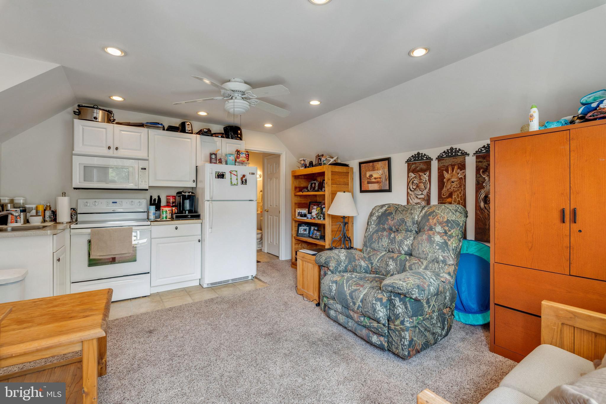 82 Johnson Road Pasadena, MD 21122 - Photo 44 of 76 Gallery Image 44