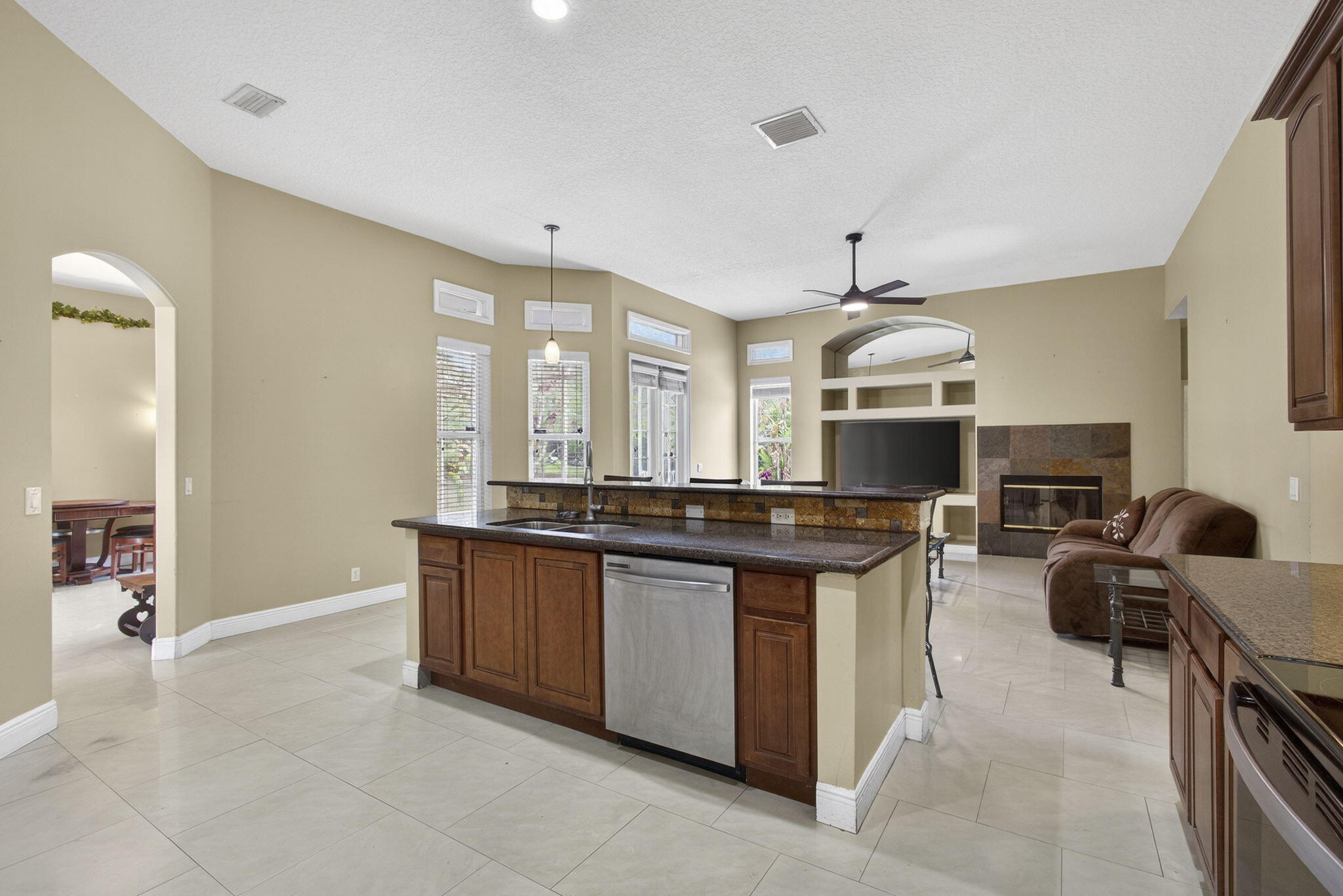 17044 72nd Road North Loxahatchee, FL 33470 - Photo 16 of 52 Kitchen
