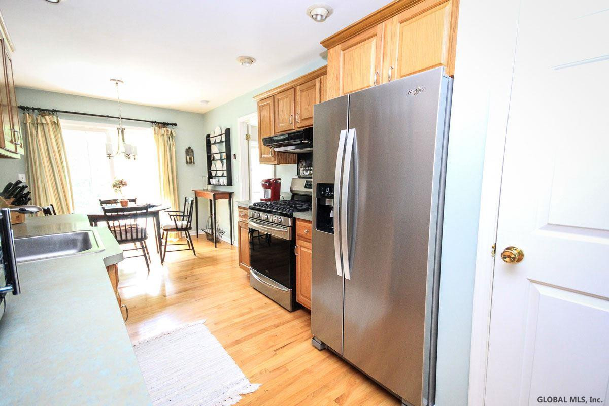 311 Consaul Road Colonie, NY 12205 - Photo 11 of 38 Photo 11