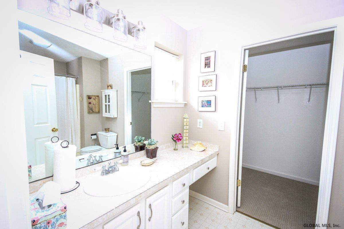 311 Consaul Road Colonie, NY 12205 - Photo 17 of 38 Photo 17