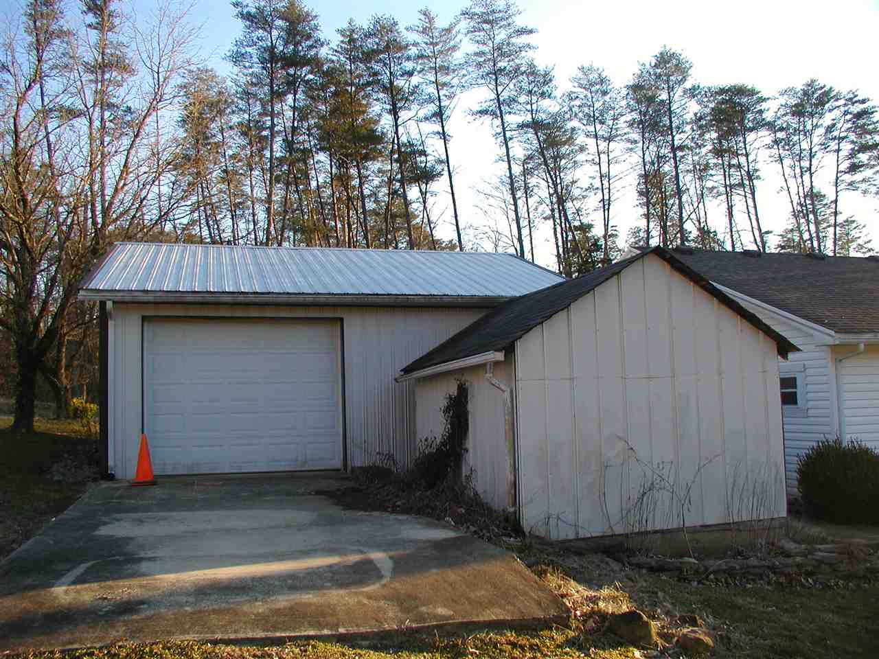 1582 East Bill Miller Road Salem, IN 47167 - Photo 13 of 17 Gallery Image 13
