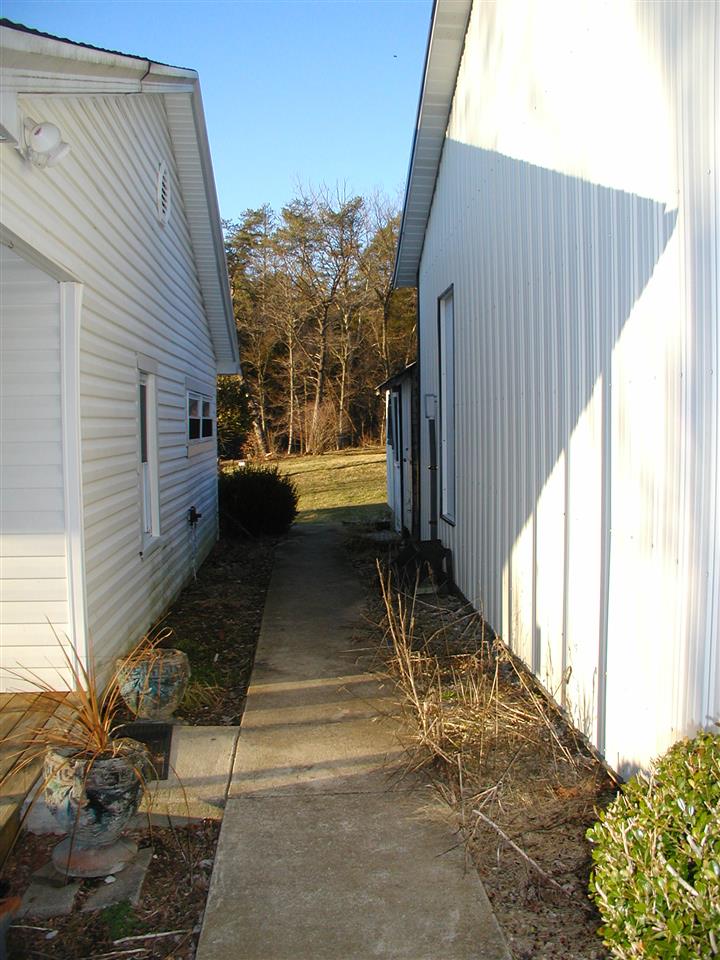 1582 East Bill Miller Road Salem, IN 47167 - Photo 17 of 17 Gallery Image 17
