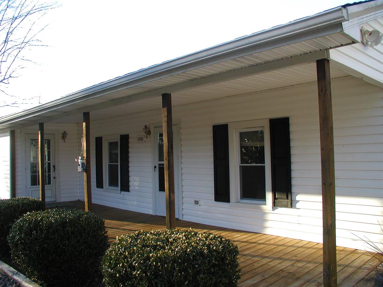 1582 East Bill Miller Road Salem, IN 47167 - Photo 3 of 17 Gallery Image 3