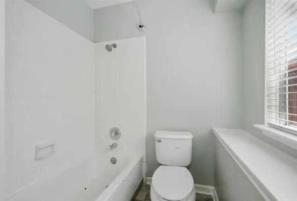 $1,900 | 14403 Wandering Wood Drive, Houston, TX 77015