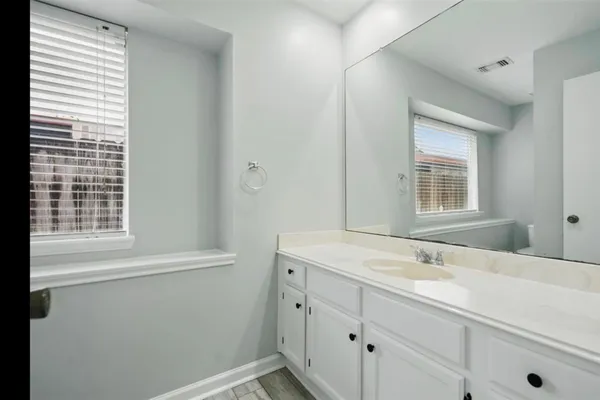 $1,900 | 14403 Wandering Wood Drive, Houston, TX 77015