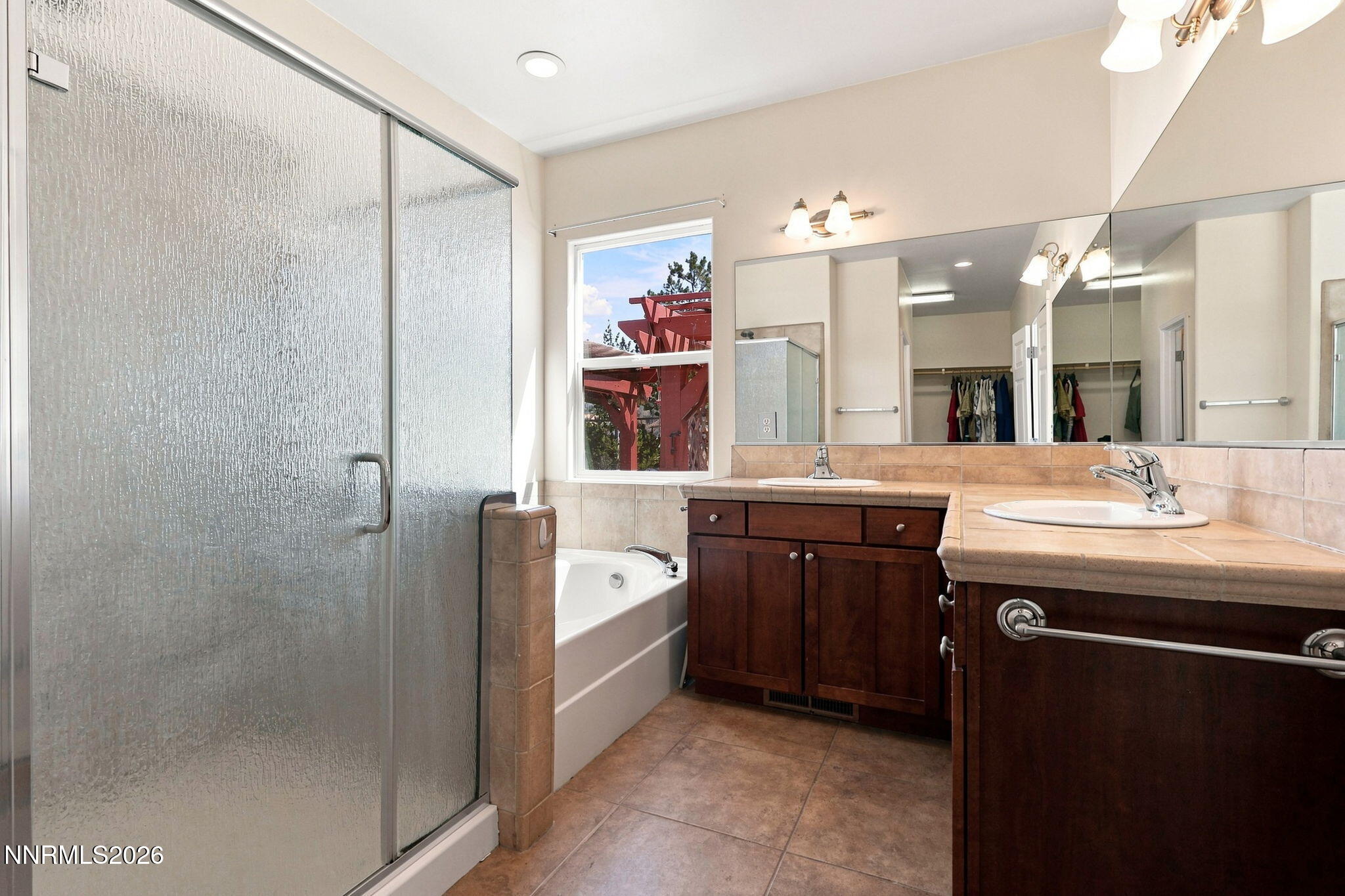 789 Country View Court Reno, NV 89506 - Photo 20 of 54 20-web-or-mls-IMG_3127