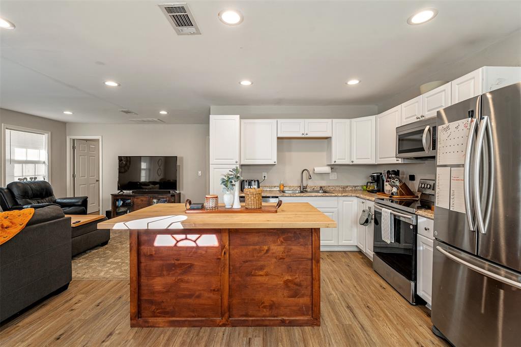 118 Redbud Road Gun Barrel City, TX 75156 - Photo 9 of 37 Gallery Image 9