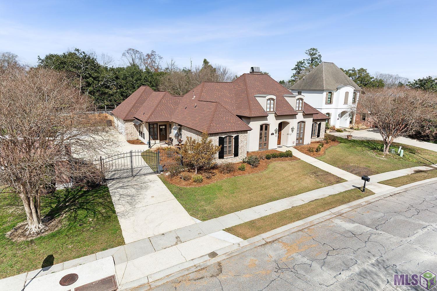 9548 Homestead Drive Baton Rouge, LA 70817 - Photo 3 of 25 Gallery Image 3