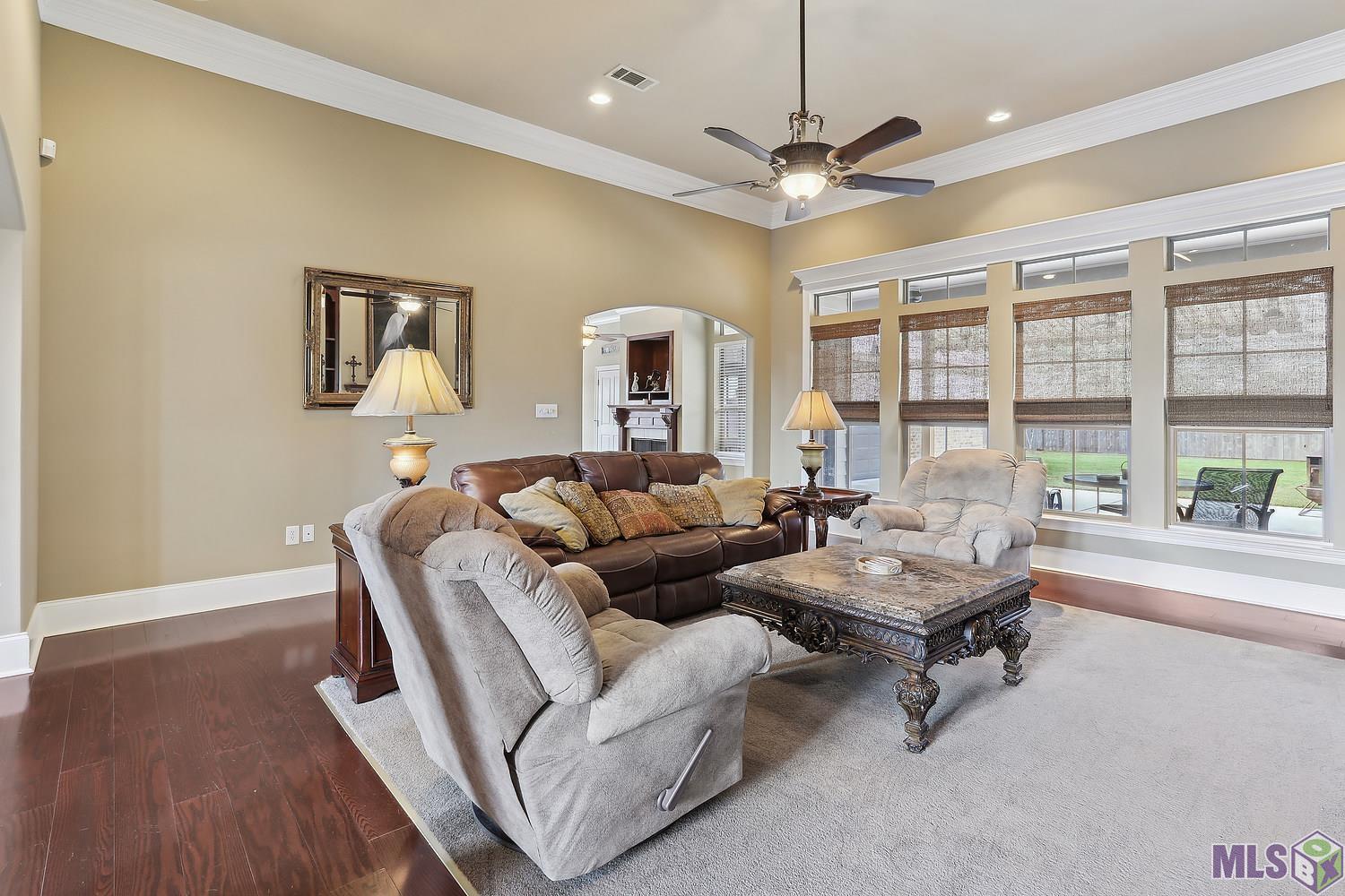 9548 Homestead Drive Baton Rouge, LA 70817 - Photo 4 of 25 Gallery Image 4