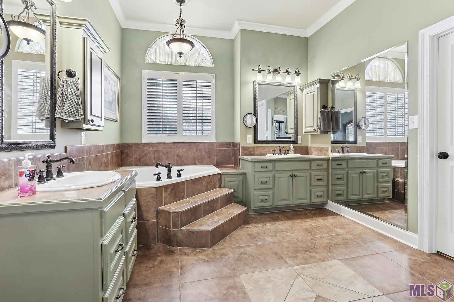 9548 Homestead Drive Baton Rouge, LA 70817 - Photo 8 of 25 Gallery Image 8