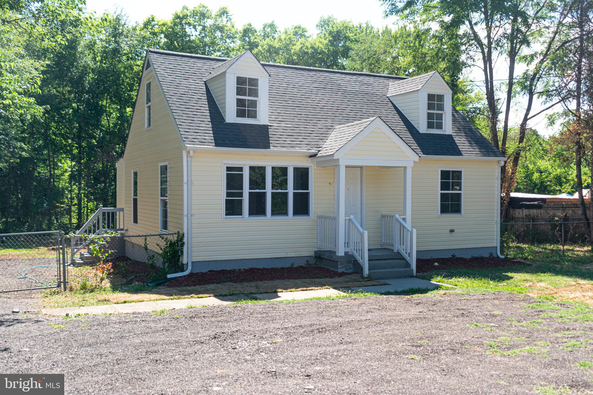 147 Onville Road Stafford, VA 22556 - Photo 2 of 33 Gallery Image 2