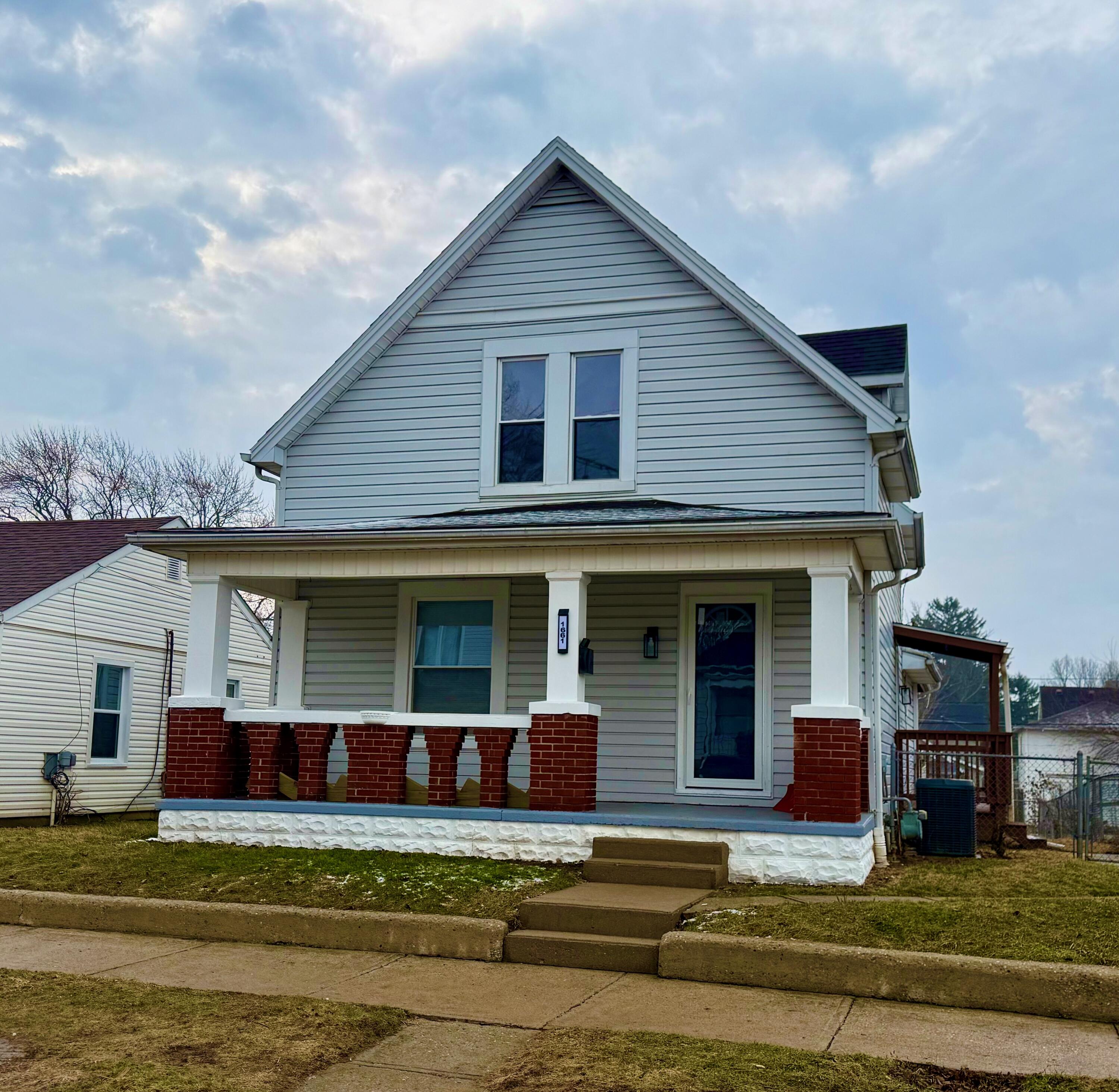 1661 Prospect Street Springfield, OH 45503 - Photo 1 of 15 Gallery Image 1