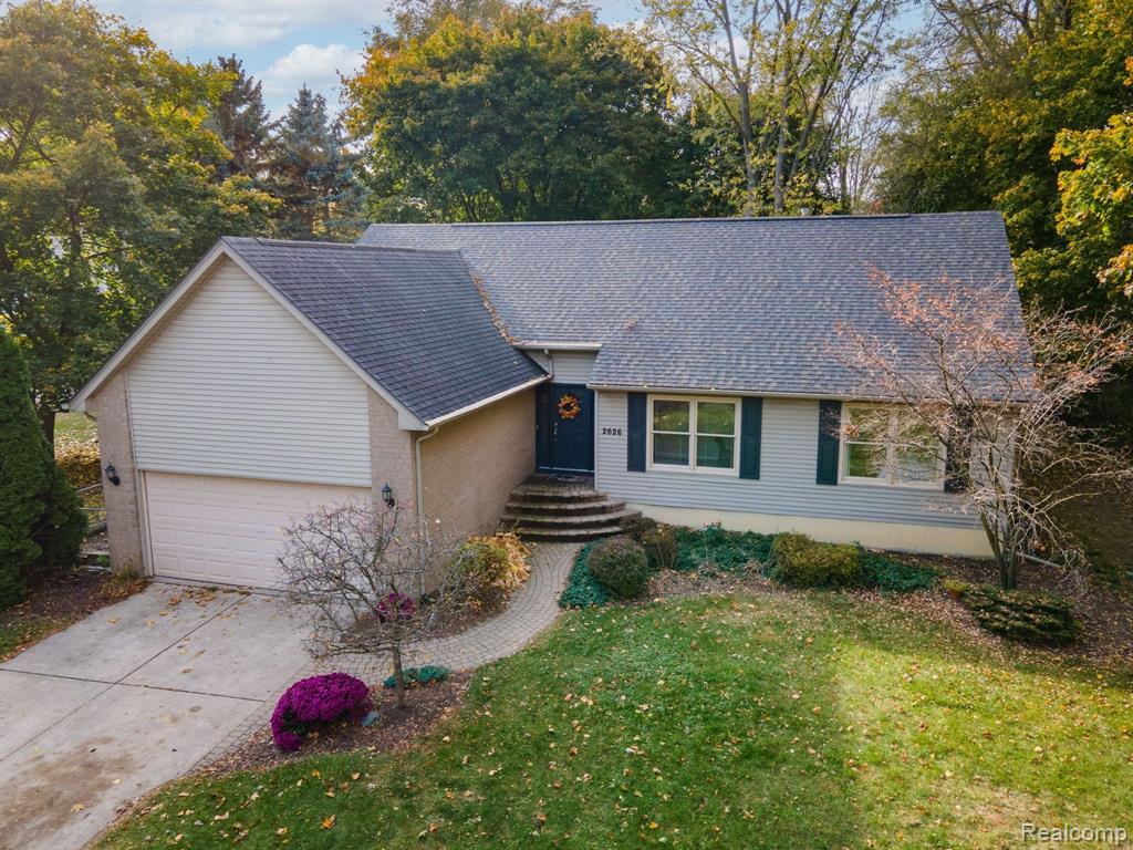 2626 Hickory Lawn Road Rochester Hills, MI 48307 - Photo 1 of 44