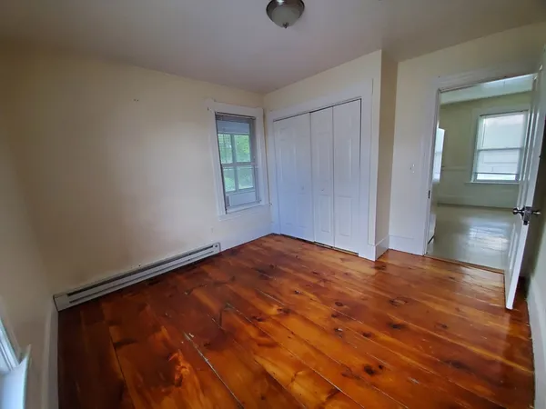 $1,450 | 110 Pleasant Street, Unit 2, Gardner, MA 01440