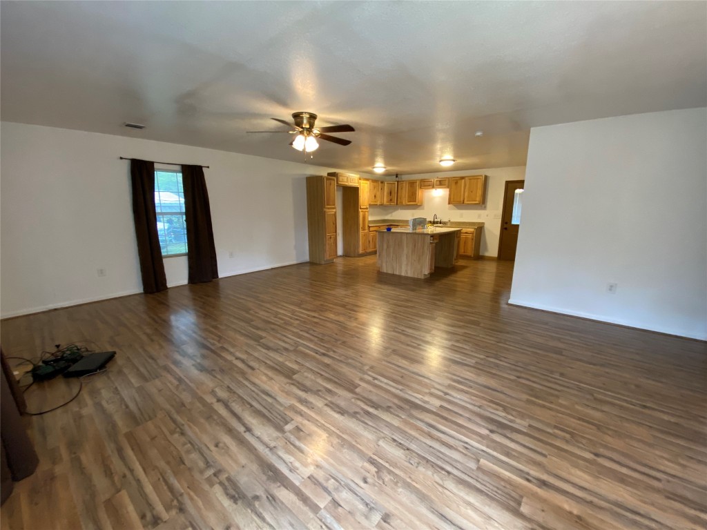 20696 Trinity Way New Caney, TX 77357 - Photo 4 of 16