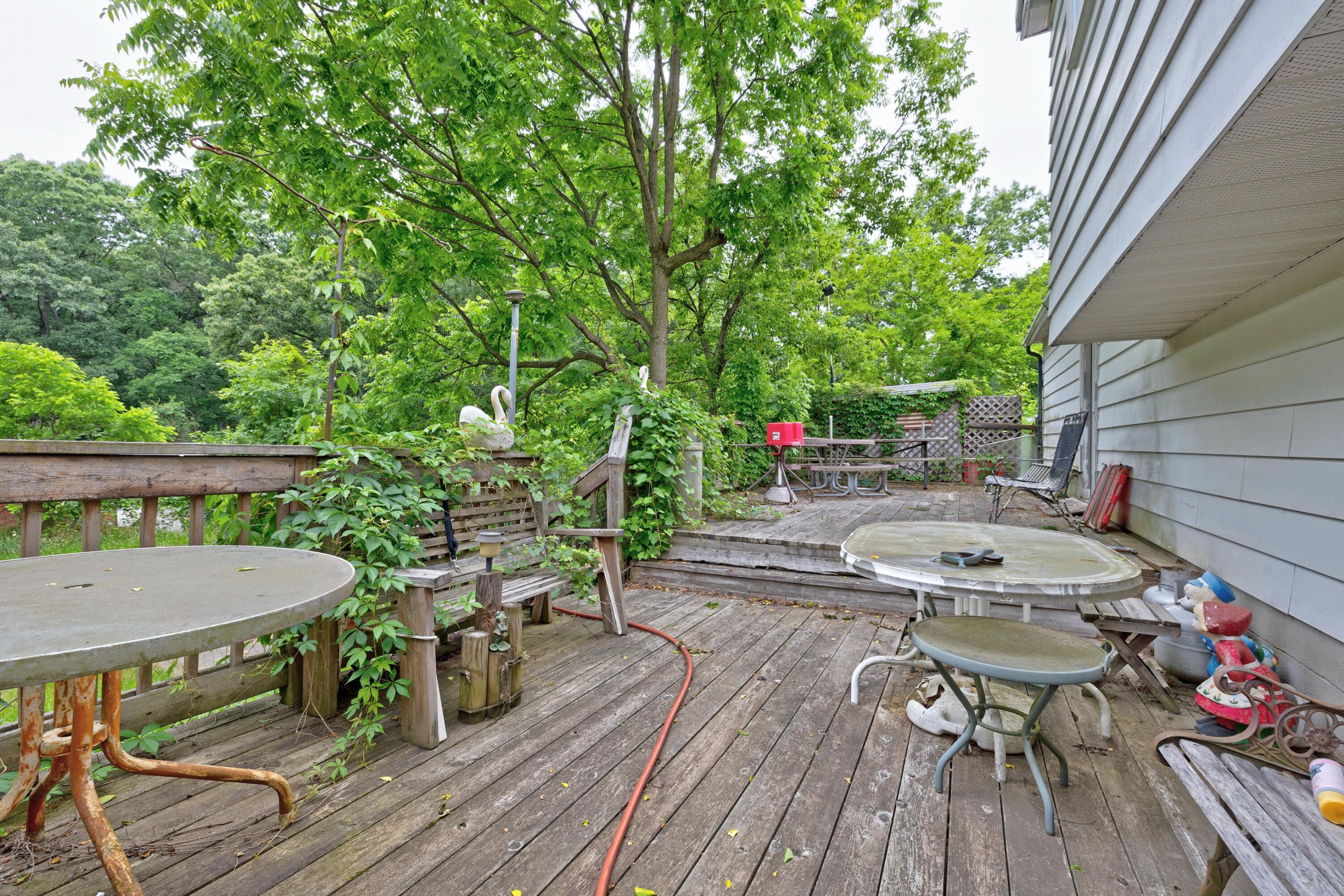 3618 Rohr Road Lake Orion, MI 48359 - Photo 66 of 66 72) Back Deck