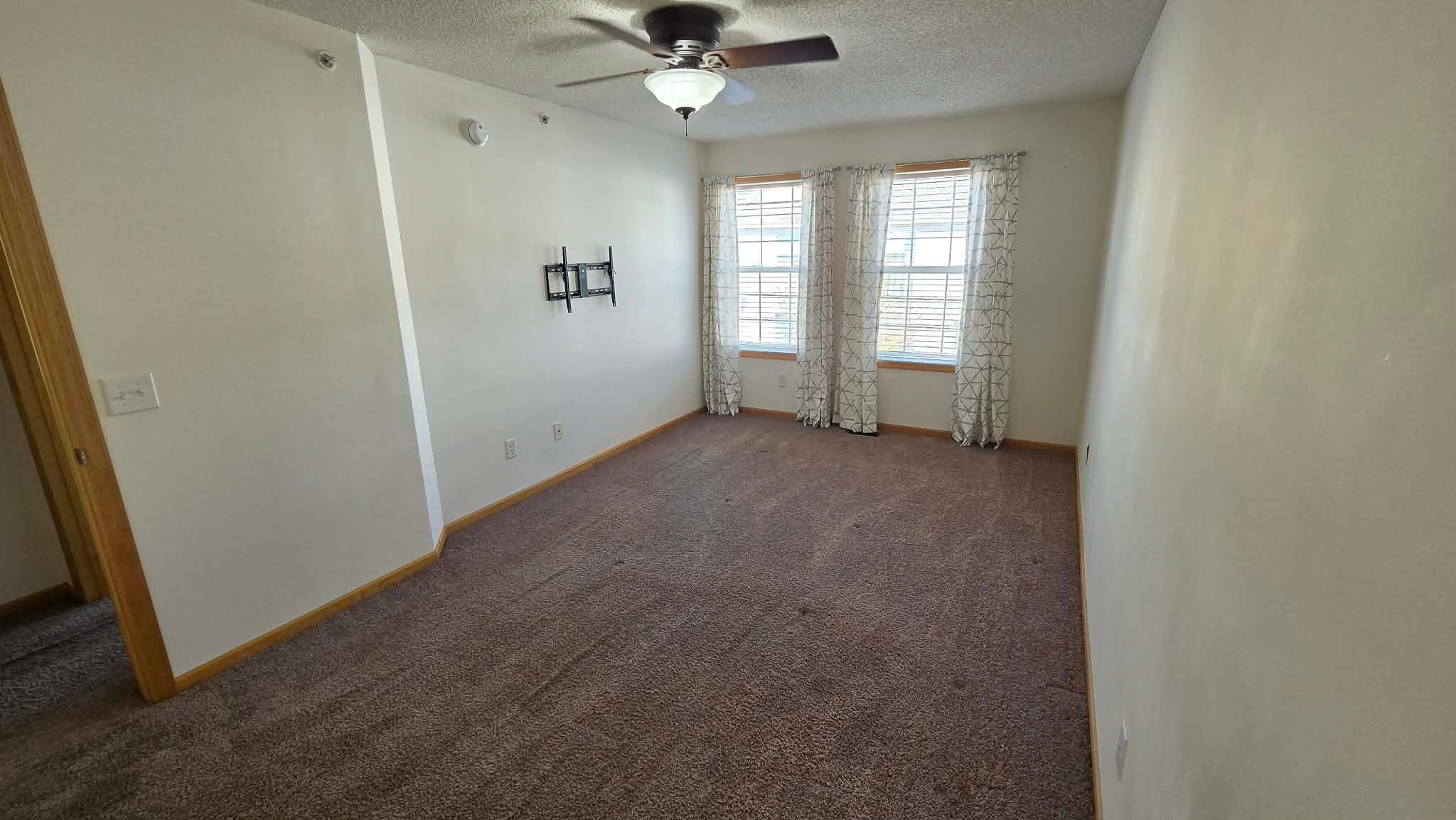 11286 Baltimore Street Northeast, Unit I Blaine, MN 55449 - Photo 13 of 21
