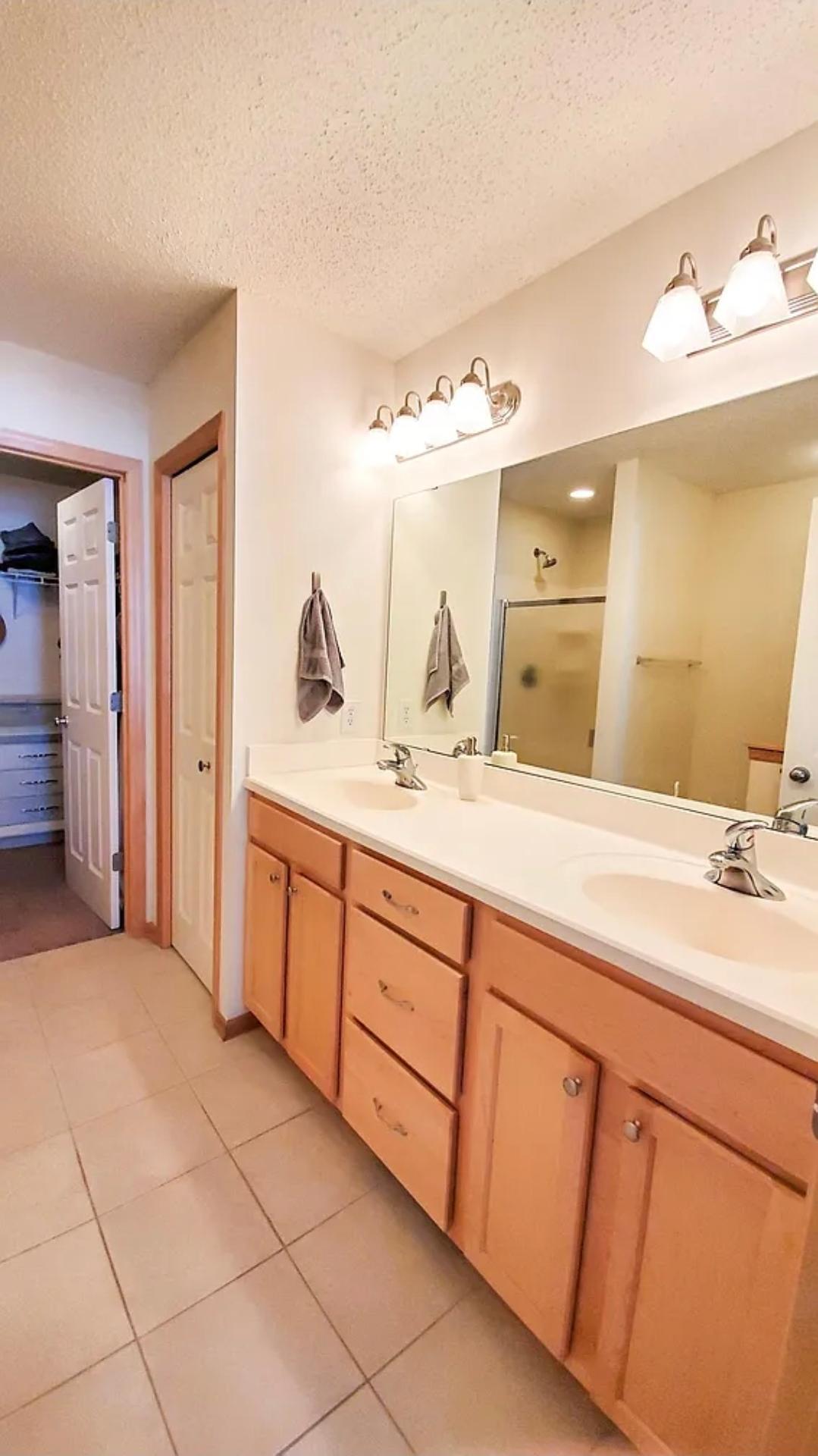 11286 Baltimore Street Northeast, Unit I Blaine, MN 55449 - Photo 16 of 21