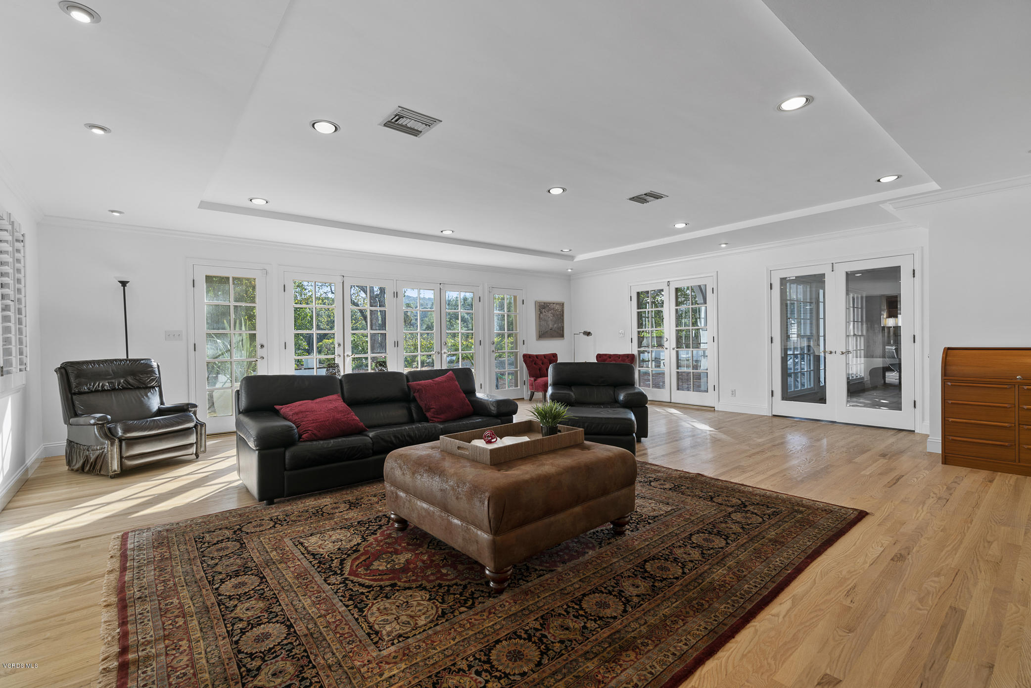 16320 Meadow Ridge Road West Encino, CA 91436 - Photo 15 of 41 _DSC6260