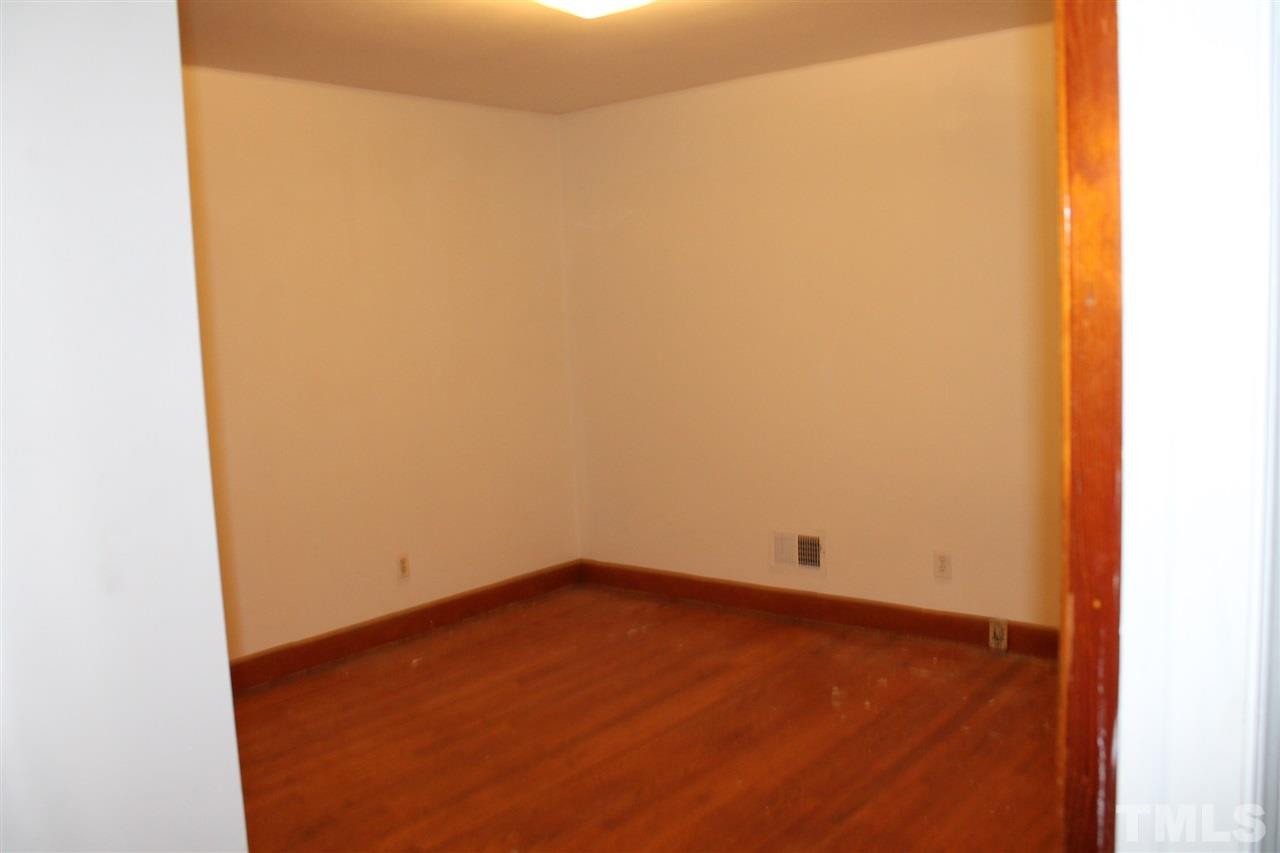 4811 Lynch Store Road Mebane, NC 27302 - Photo 6 of 21 Gallery Image 6