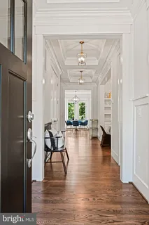 $1,950,000 | 1416 Ross Drive Southwest, Vienna, VA 22180