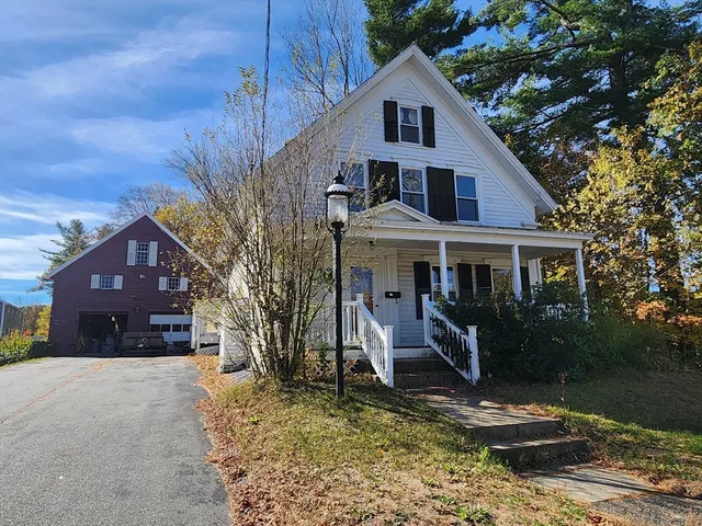 $1,800 | 350 West Broadway, Gardner, MA 01440