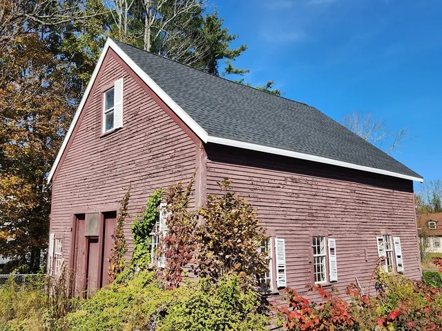 $1,800 | 350 West Broadway, Gardner, MA 01440