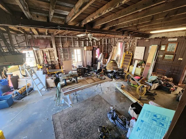 $1,800 | 350 West Broadway, Gardner, MA 01440