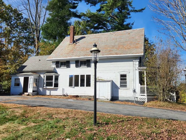 $1,800 | 350 West Broadway, Gardner, MA 01440