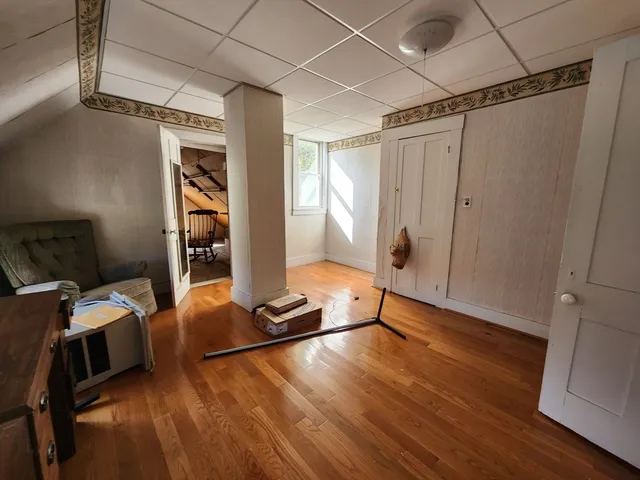 $1,800 | 350 West Broadway, Gardner, MA 01440