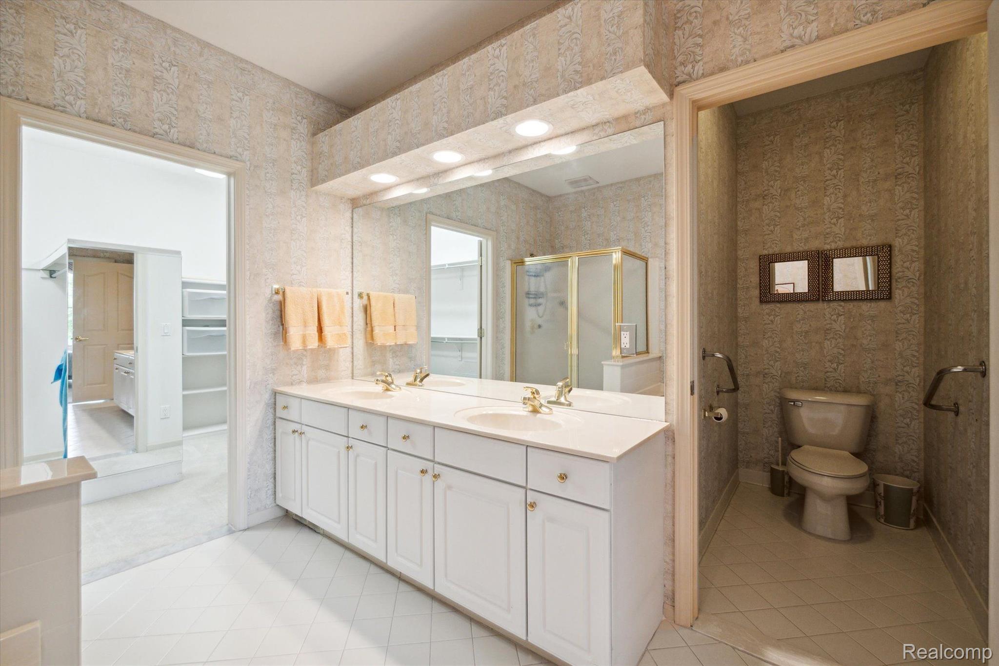 1393 Copper Circle Rochester, MI 48306 - Photo 28 of 51 Gallery Image 28