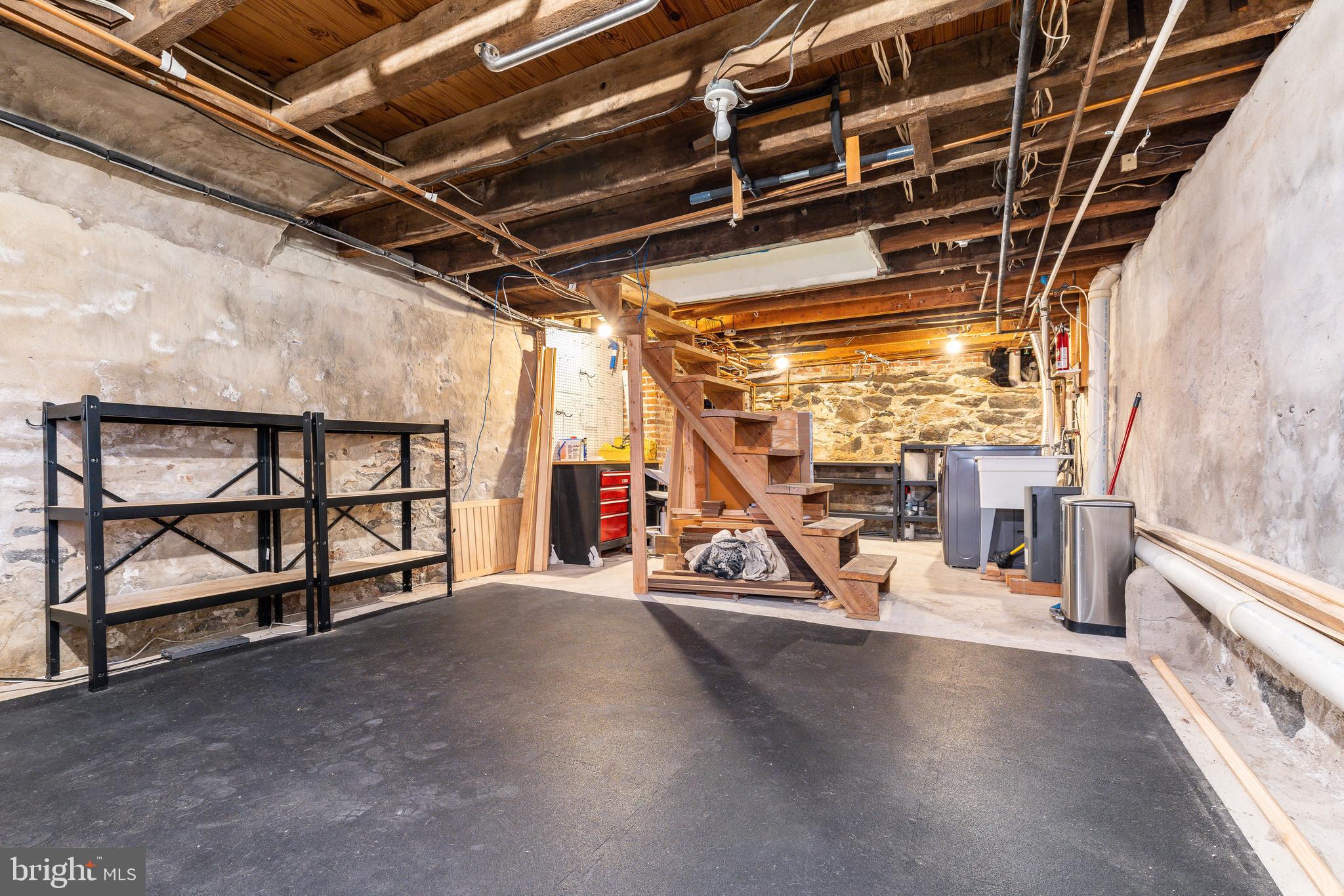 943 North Lawrence Street Philadelphia, PA 19123 - Photo 37 of 44