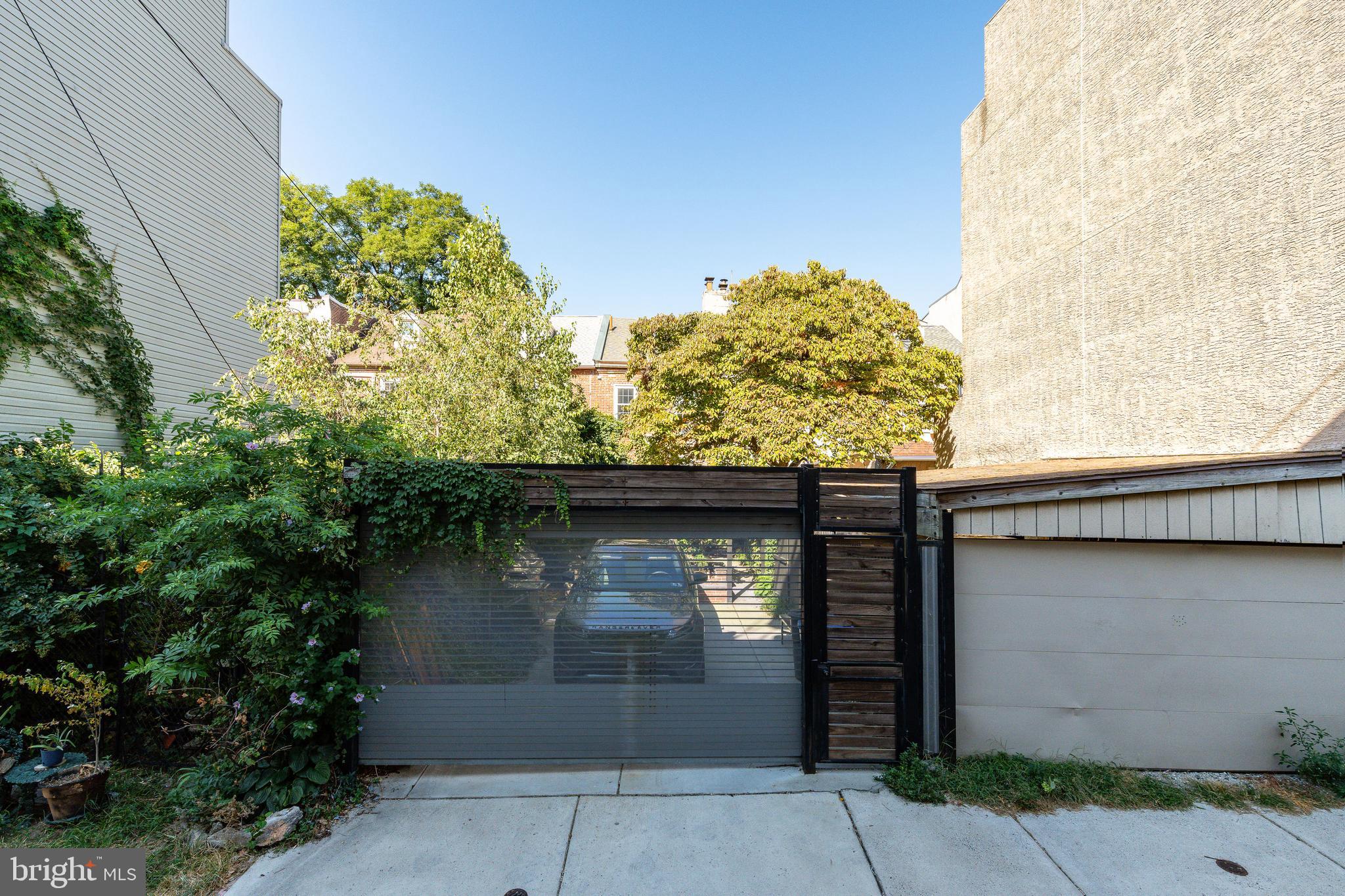 943 North Lawrence Street Philadelphia, PA 19123 - Photo 41 of 44
